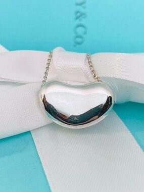 Tiffany & Co. Elsa Peretti Bean Necklace 18mm Sterling Silver 925  8 grams 16”
